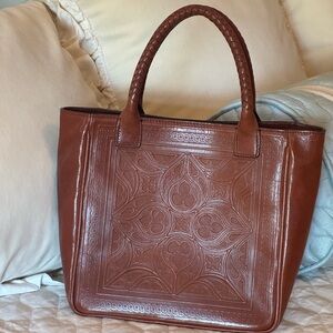 BRIGHTON Ferrara Scala Tote
Cognac Leather Tote Like New